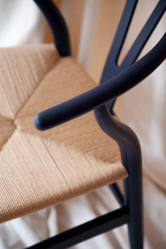 Cadeira-Wishbone-uma-obra-iconica-de-Hans-J.-Wegner-7[1]