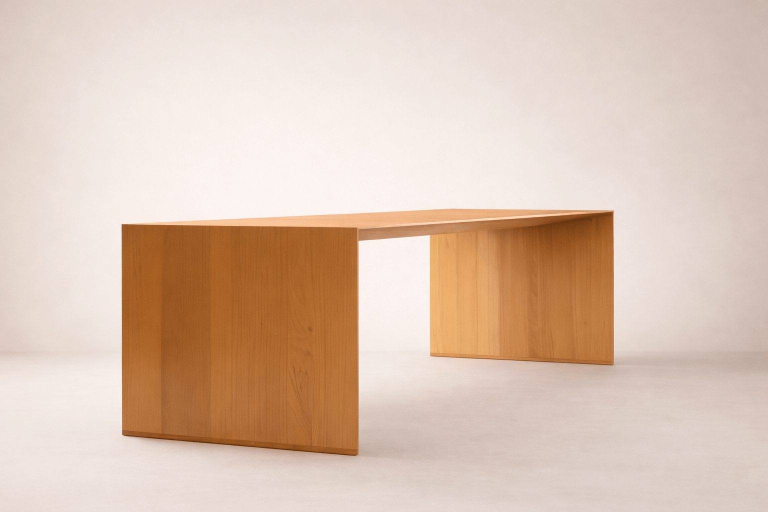 Mesa de Jantar Marquise Mesa de 8 lugares em madeira maciça de Tauari, design contemporâneo com dois apoios